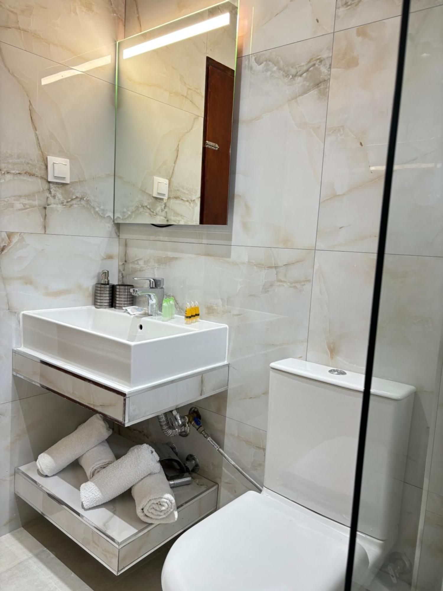 Maria Apartments Paralia Dionysiou Ngoại thất bức ảnh